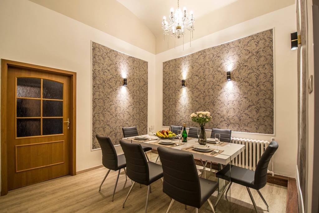 4Bdr Historical Spirit Apt By Ruterra Prag Exterior foto